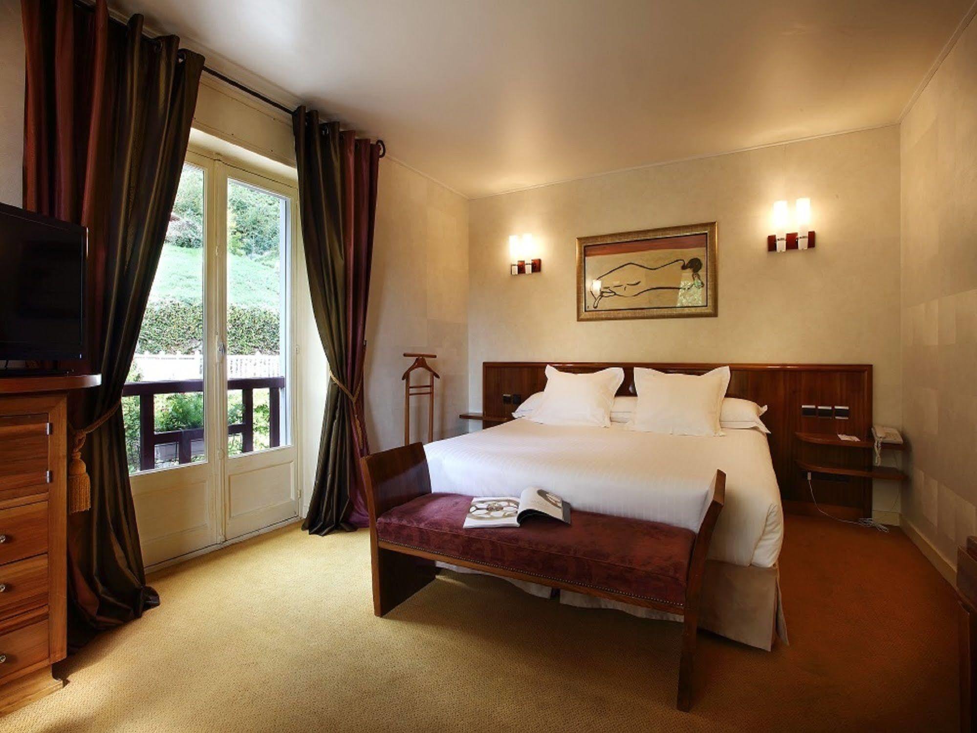Hotel Ombremont Jean-Pierre Jacob Le Bourget-du-Lac Ngoại thất bức ảnh