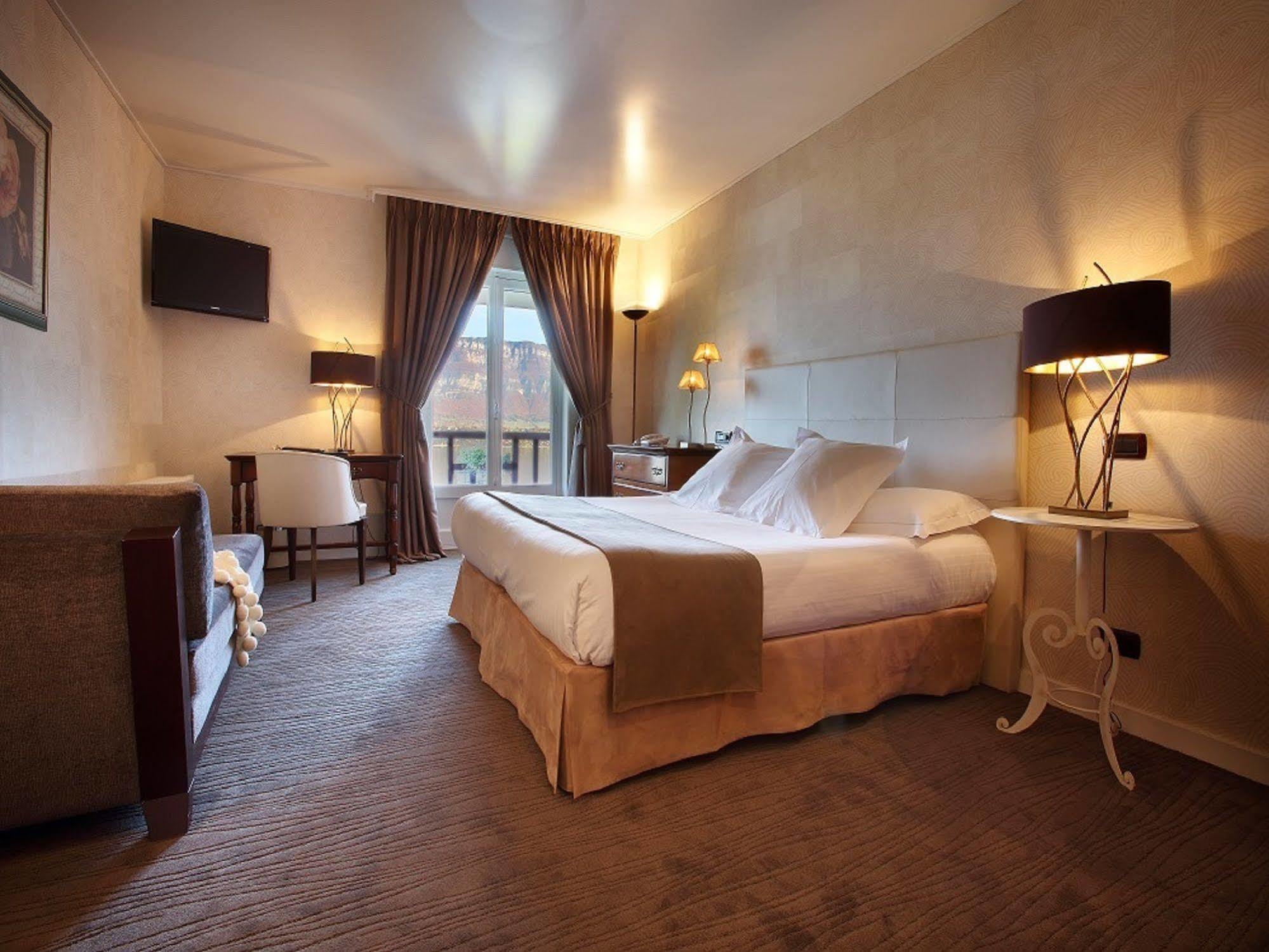 Hotel Ombremont Jean-Pierre Jacob Le Bourget-du-Lac Ngoại thất bức ảnh